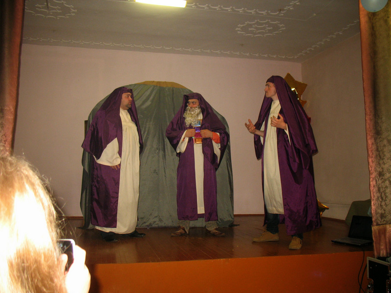 Молодёжь церкви Спасение в Вороново